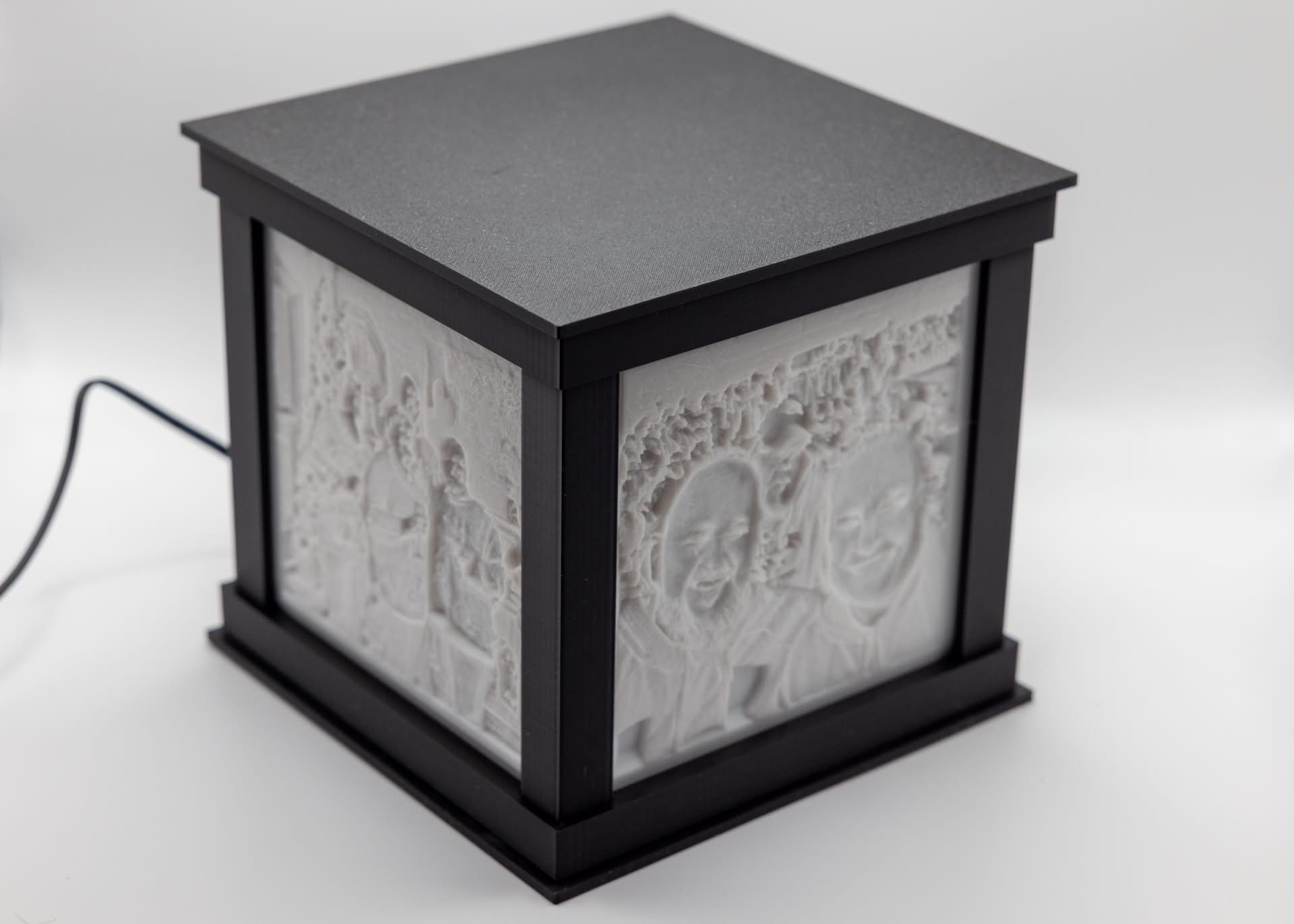 Custom 4-Sided Lithophane Lamp — 3D Photo Box